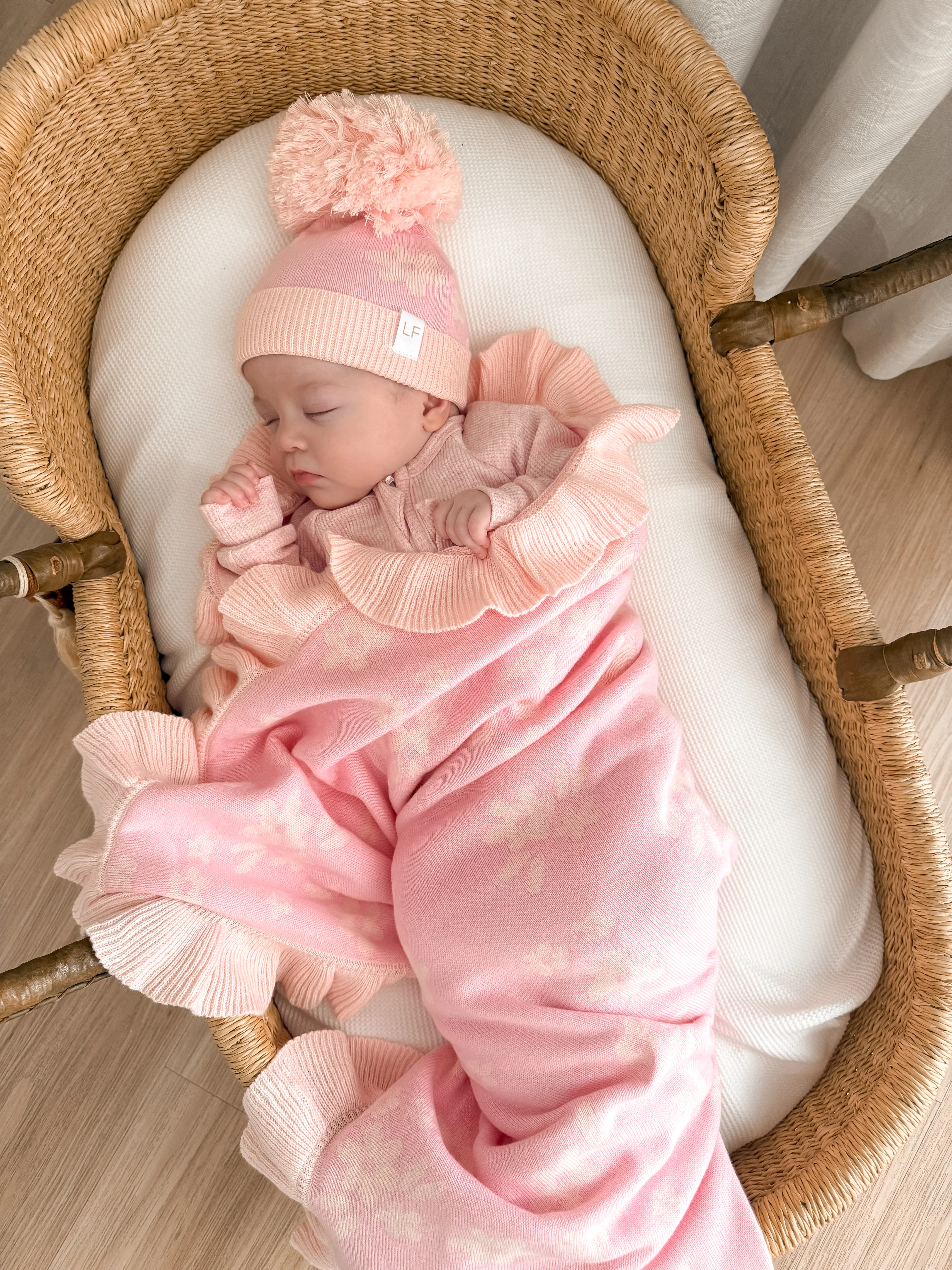 Frill Knit Blanket | Daisy Floral Pink - Image 9