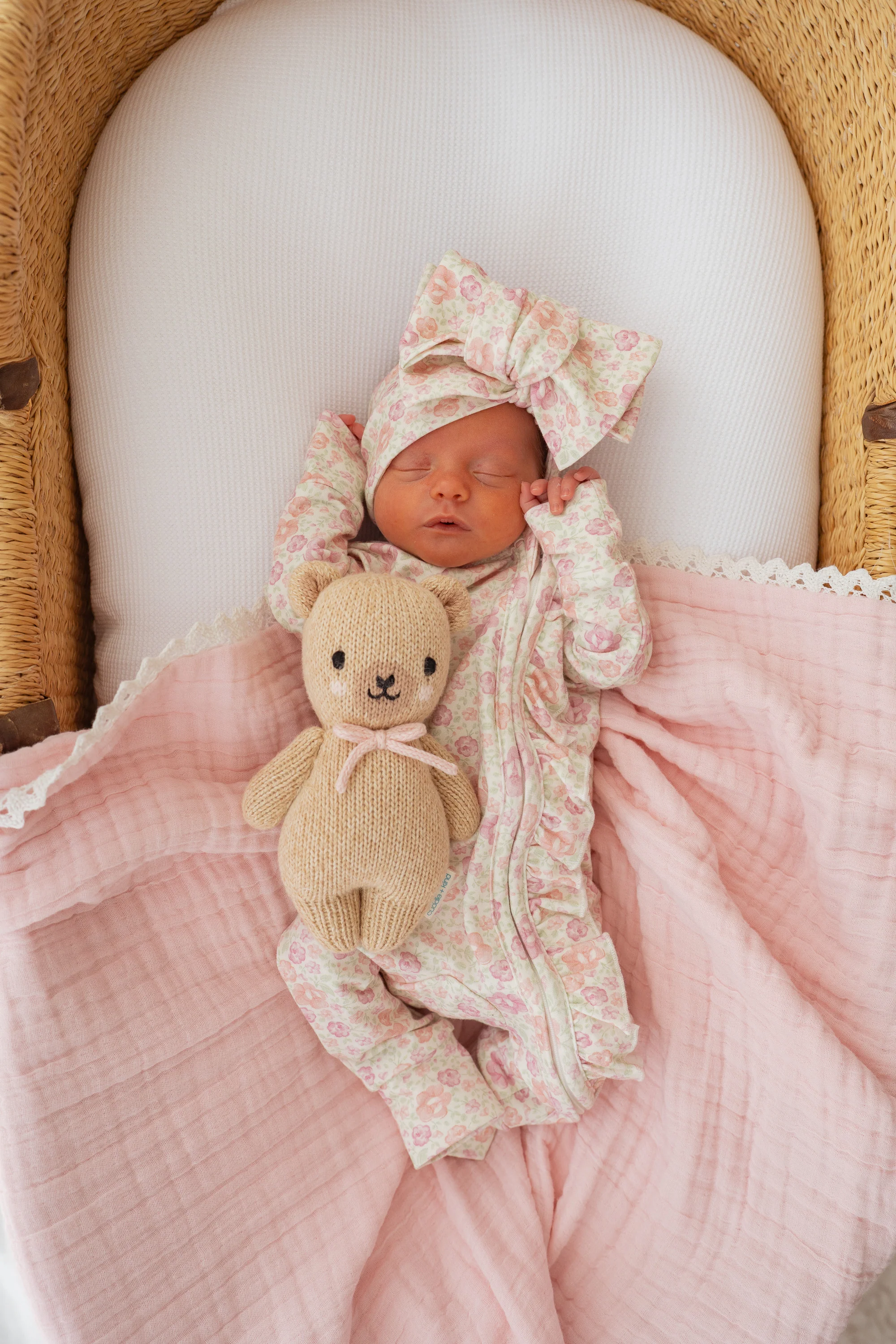Gauze Lace Blanket | Baby Pink - Image 8