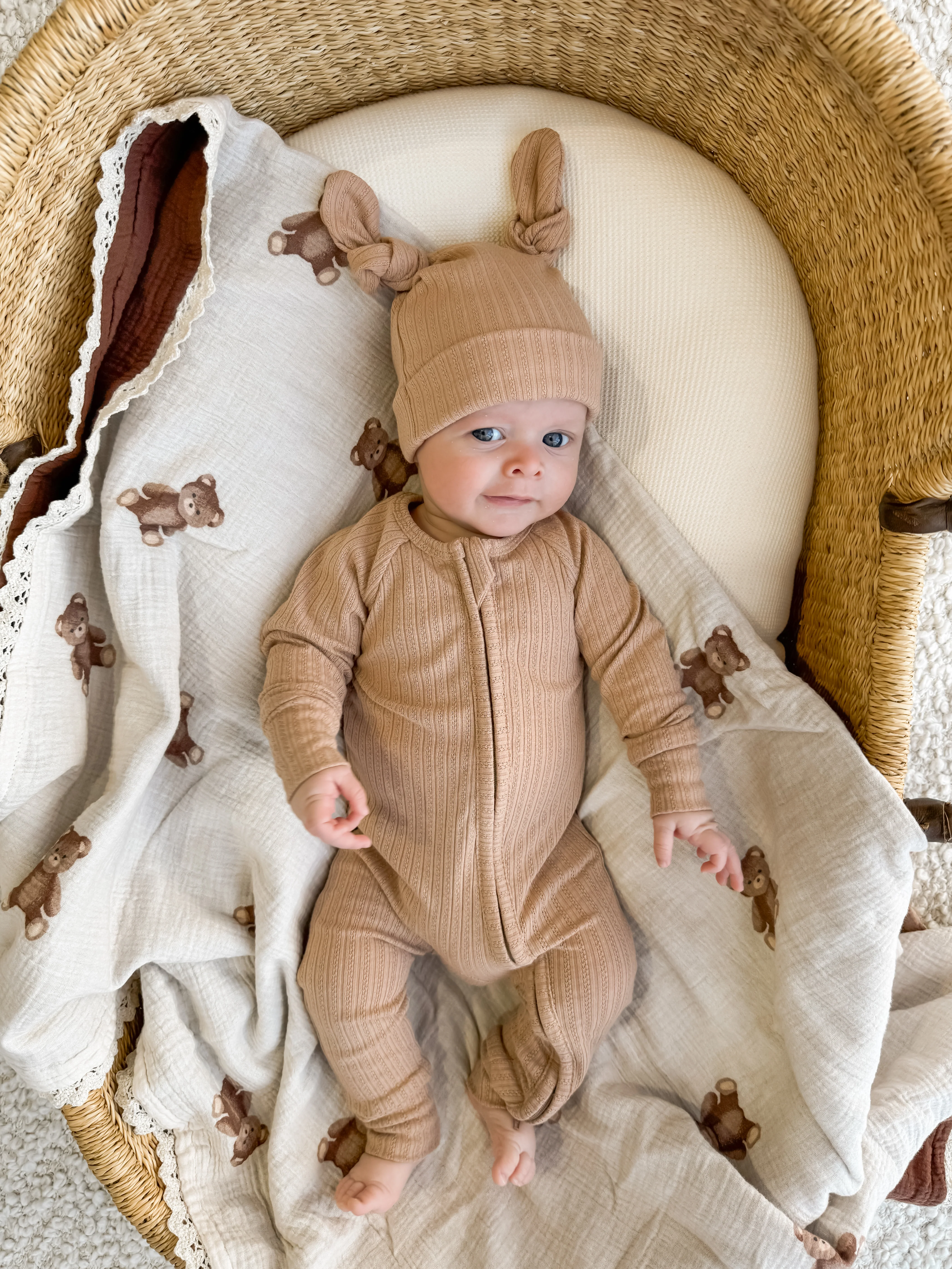 Muslin Crinkle Organic Lace Blanket | Teddies & Chocolate - Image 5